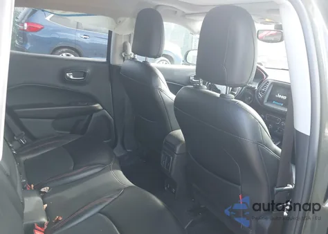 2019 Jeep Compass Trailhawk 4X4 z USA, uszkodzony, nr VIN 3C4NJDDB9KT628649